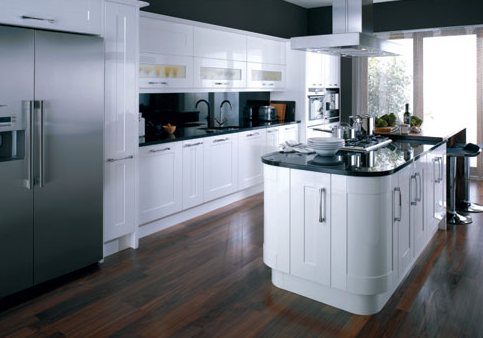 Kingfisher Kitchens bespoke gloss kitchen